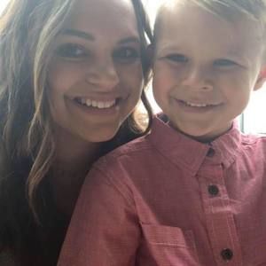 Meet your Posher, Carly